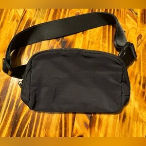 Black Women's Crossbody Bag